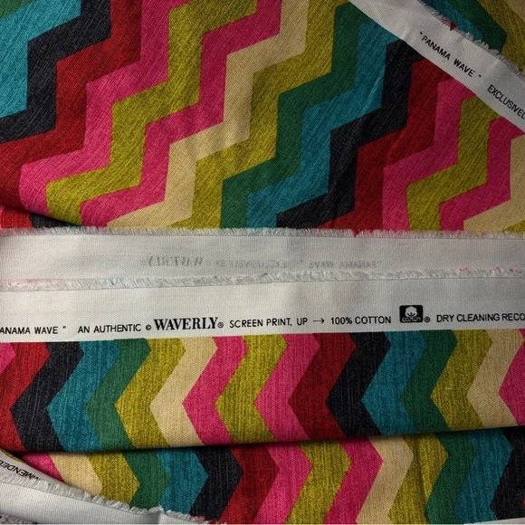 Waverly Medium Weight Fabric, Panama Wave Desert Flower Chevron Pattern - Picture 3 of 3
